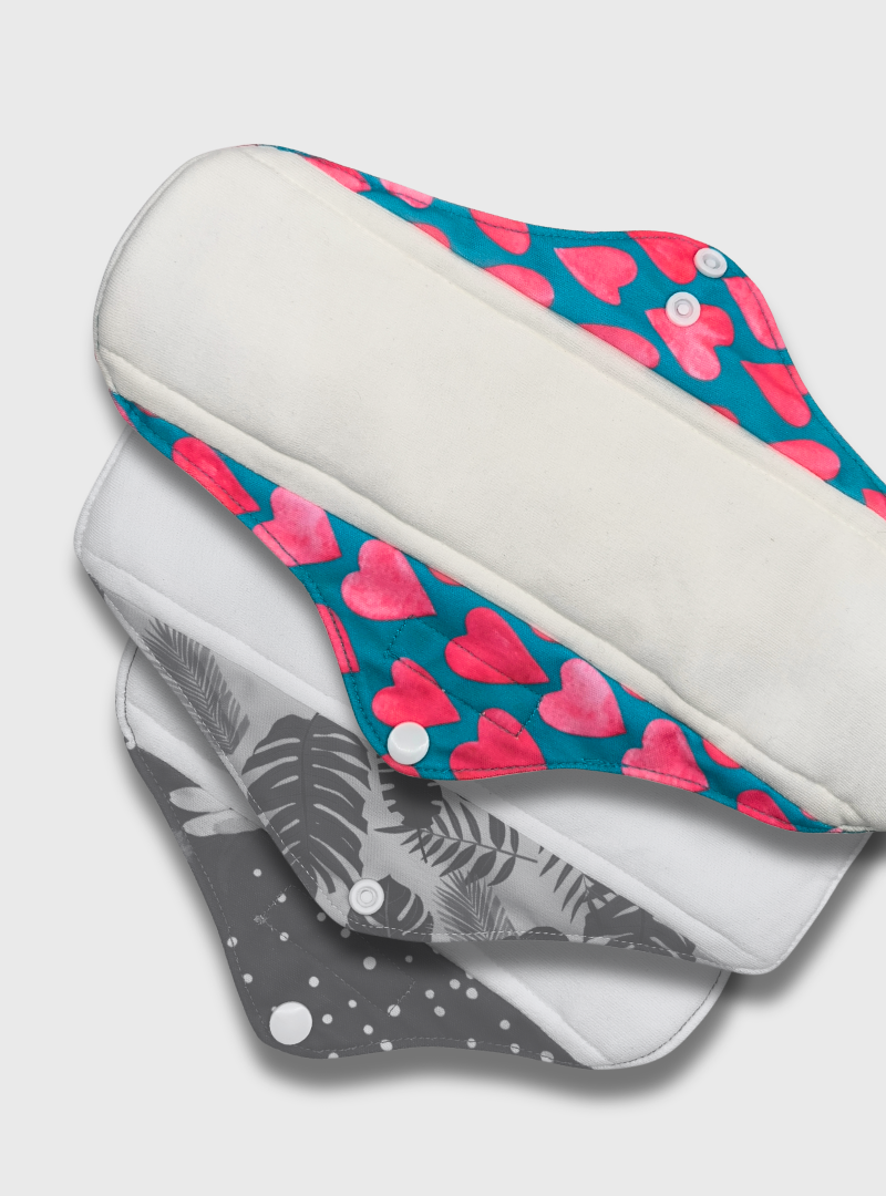 Nappiness Waschbare Binden aus Bambus, L, Herzen, Menstruation/Postpartum