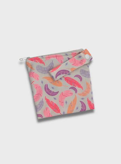 Nappiness Small Wetbag für Menstruationsartikel, Federn