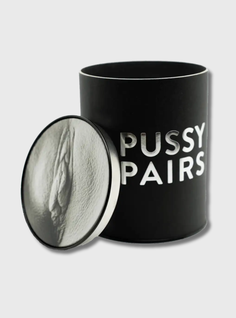 Pussy Pairs aka Mumury