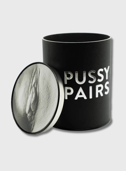 Pussy Pairs aka Mumury